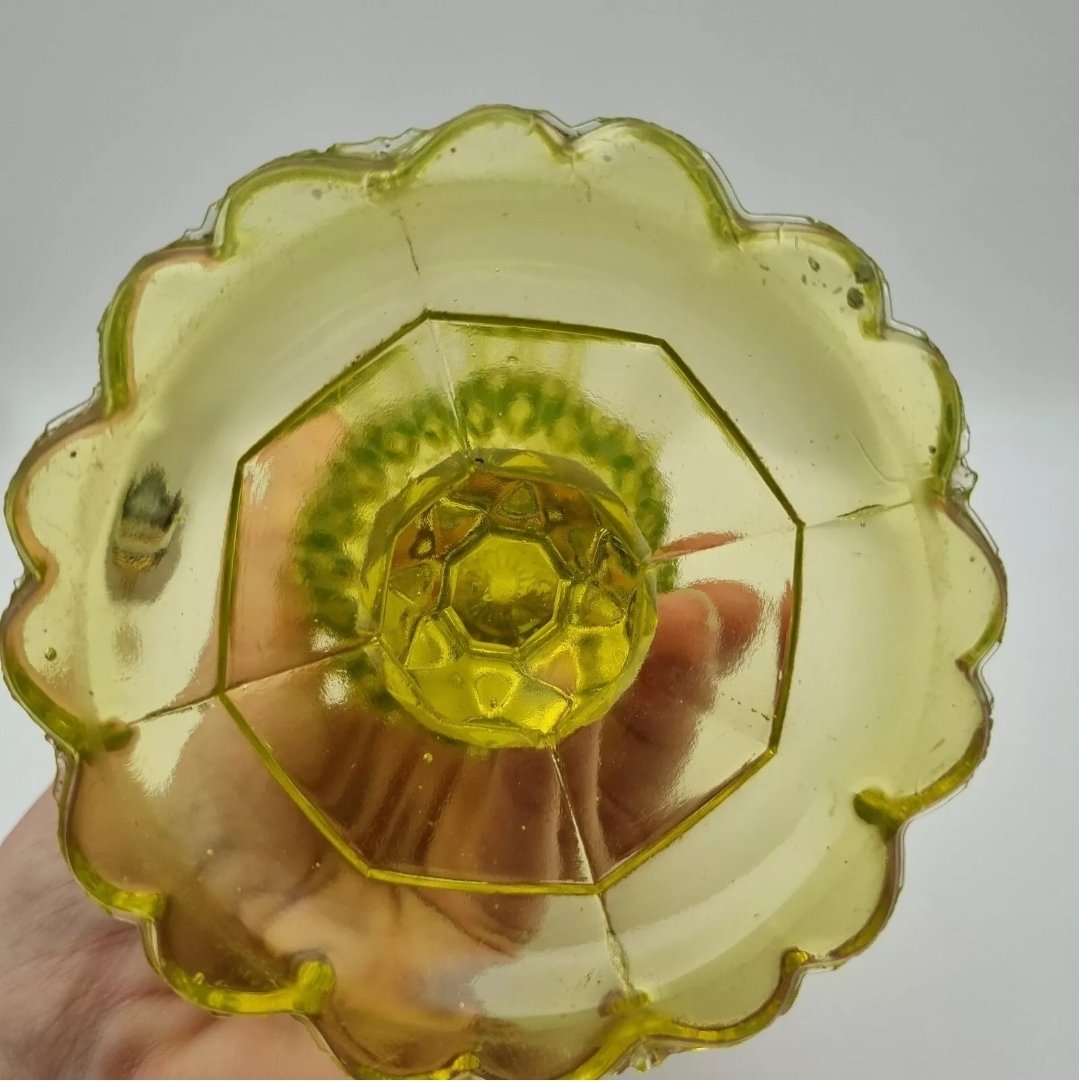 Victorian Uranium Glass Celery Vase Sowerby Pattern 2118