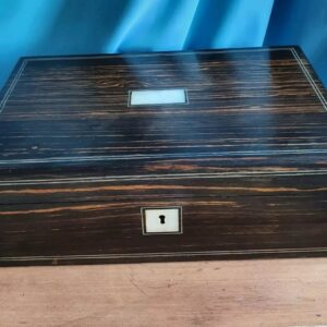 Large Coromandel Box