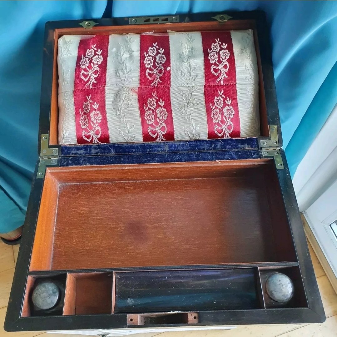 Large Coromandel Box