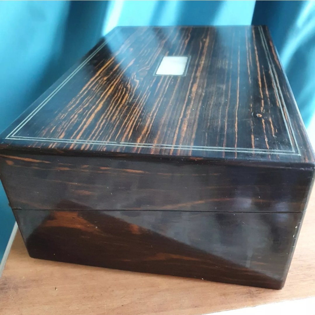Large Coromandel Box