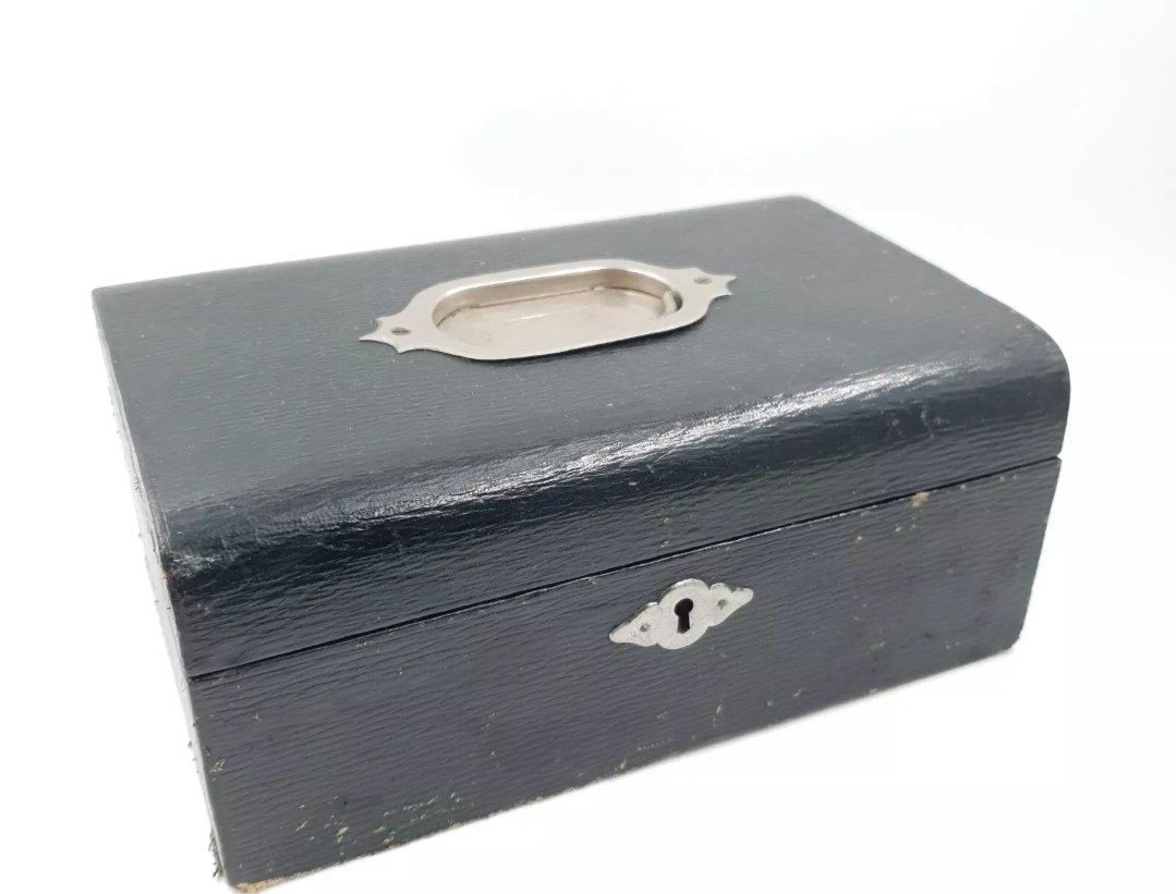 Large Edwardian Leather covered Jewellery Box