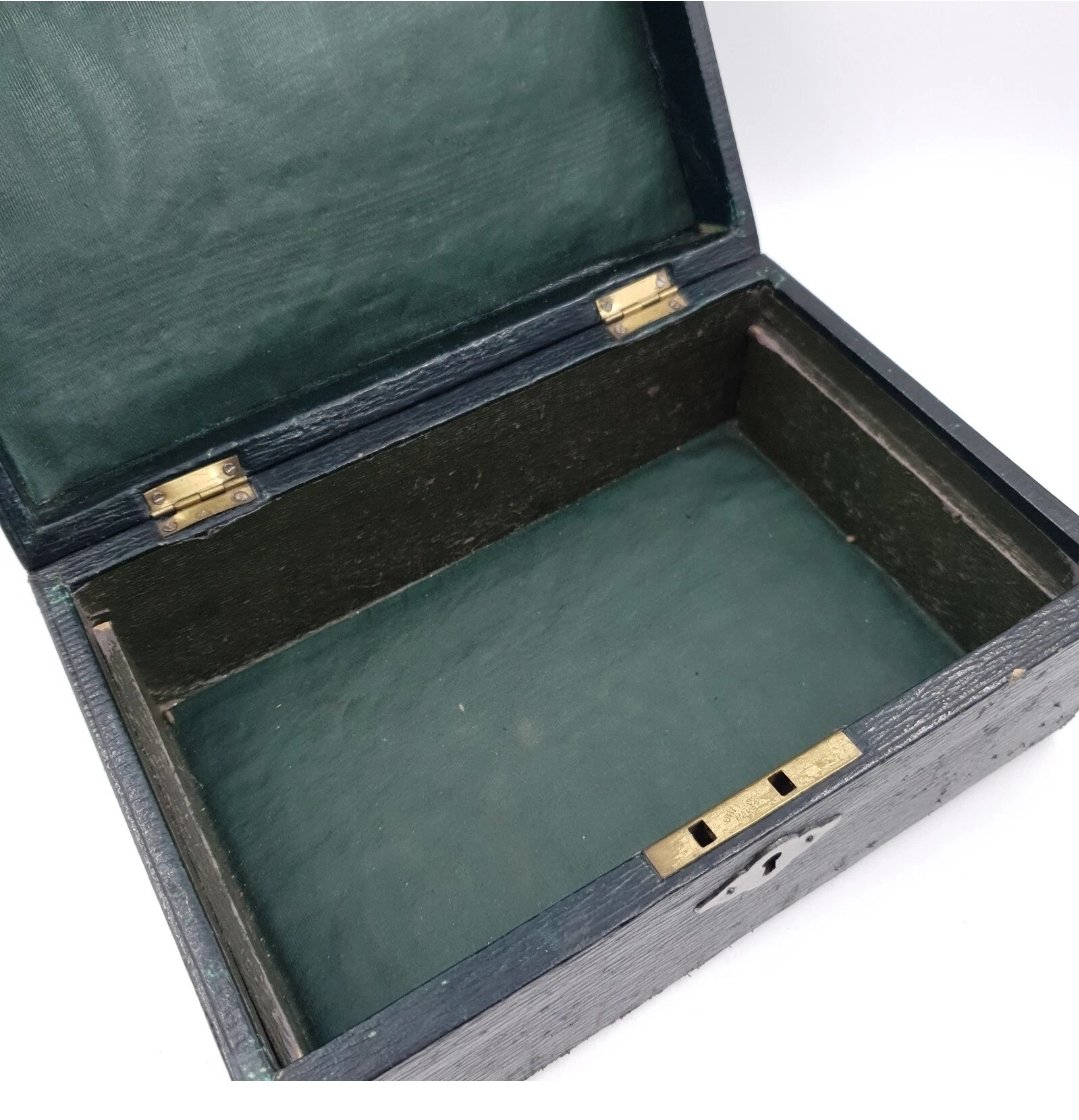Large Edwardian Leather covered Jewellery Box