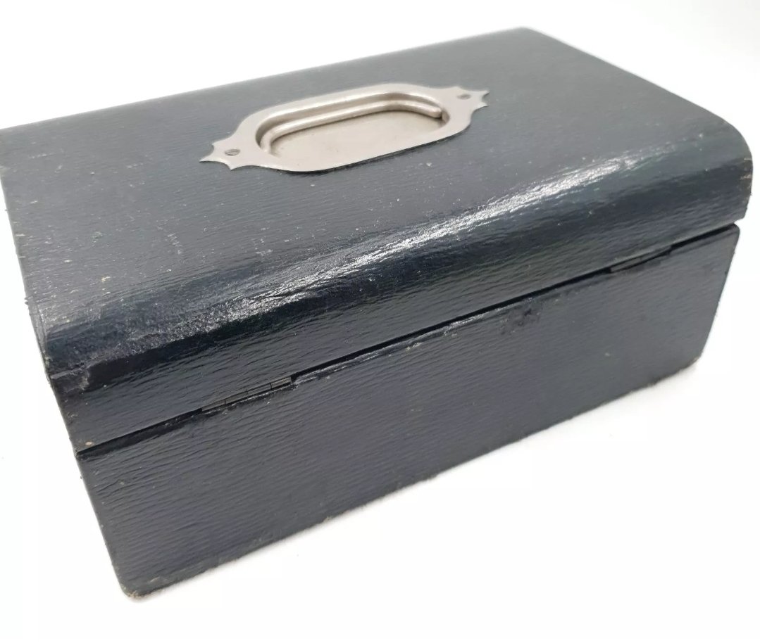 Large Edwardian Leather covered Jewellery Box