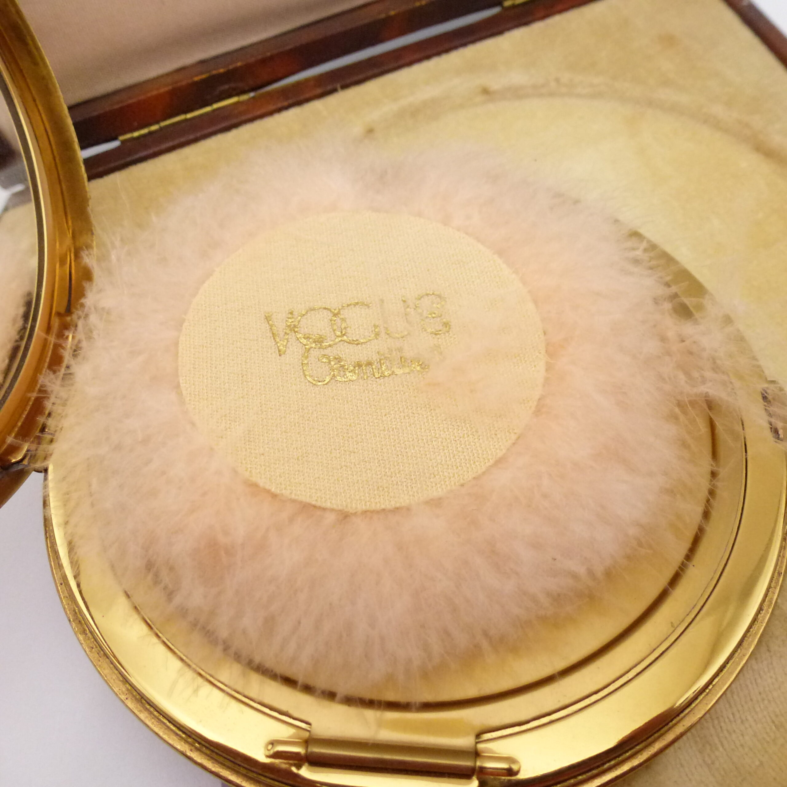 Vogue Vanities down puff